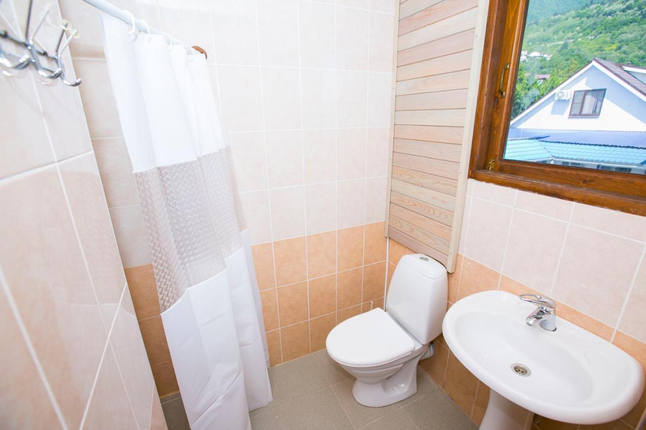 Guest House Lavr Gagra Exterior foto